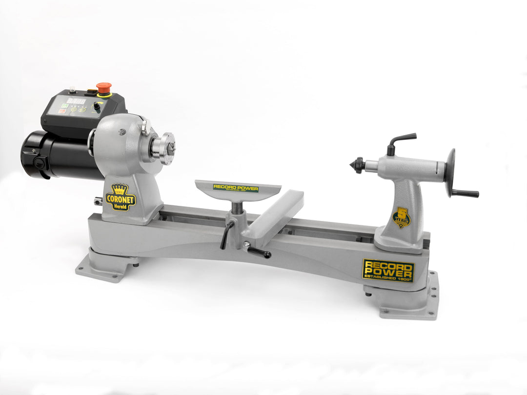 Coronet Herald sobre banco con Bench Feet