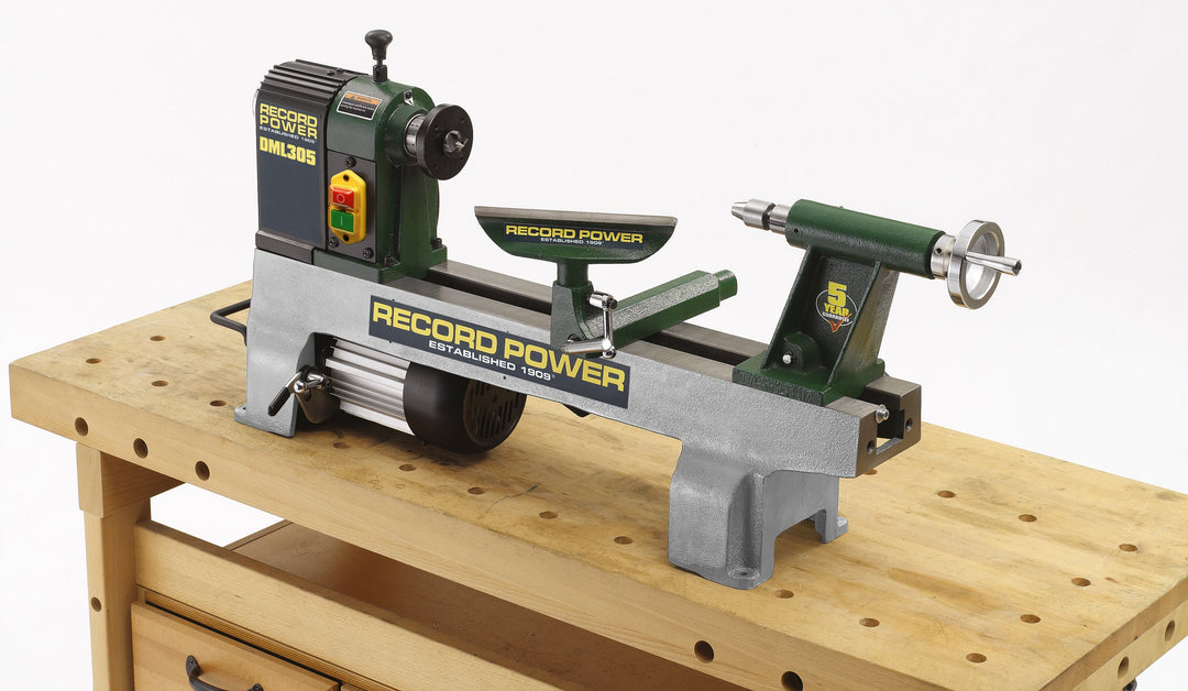 Torno DML305 — vista principal